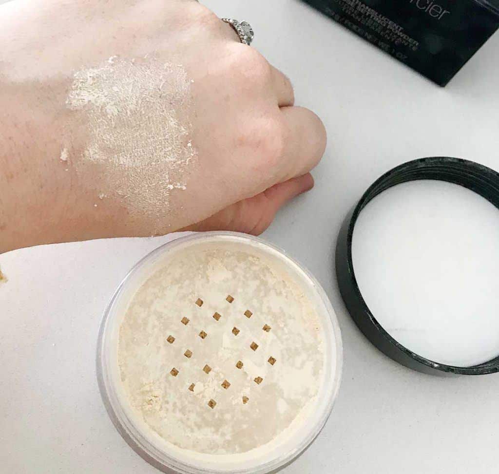 laura mercier translucent loose setting powder swatch