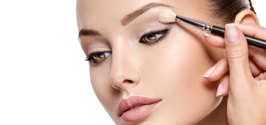 Makeup-Tips-and-Tricks-For-Beginners--Guide-to-Quick-Easy-Makeup