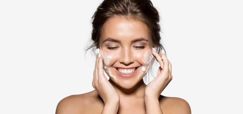 5-Tips-on-How-to-Get-Smooth-Skin-Naturally