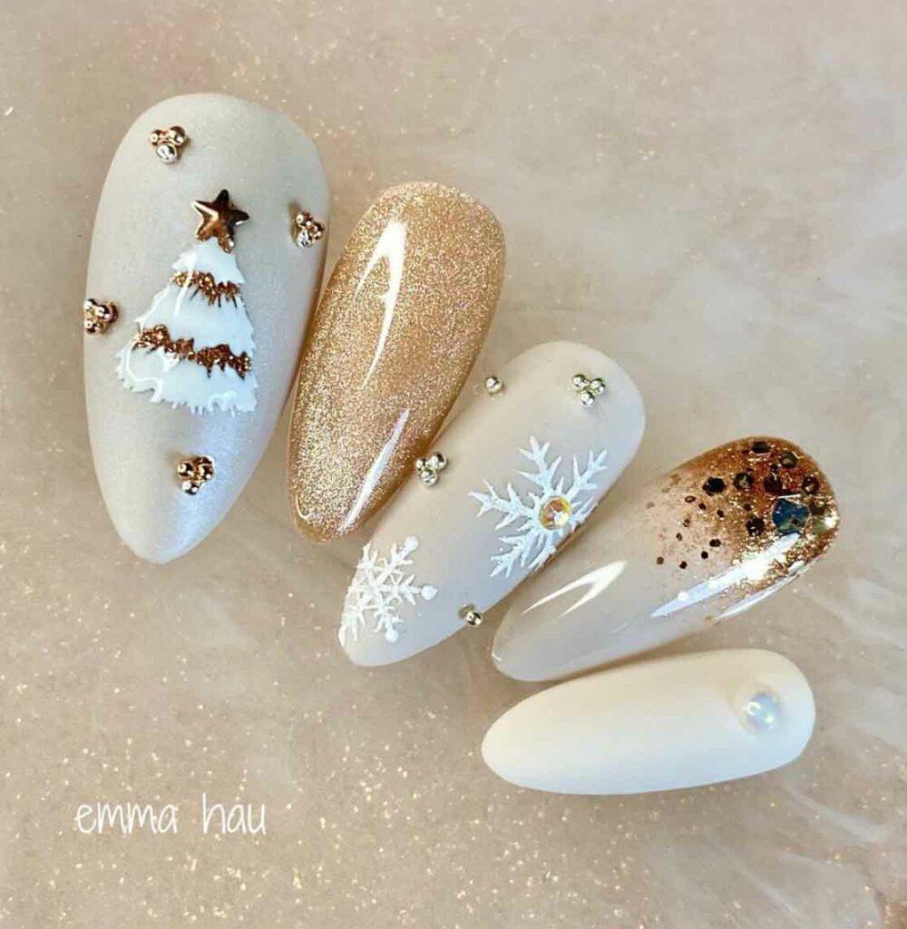 Golden Christmas nails