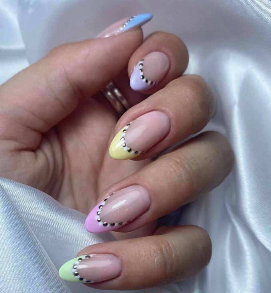  Pastel French Manicure