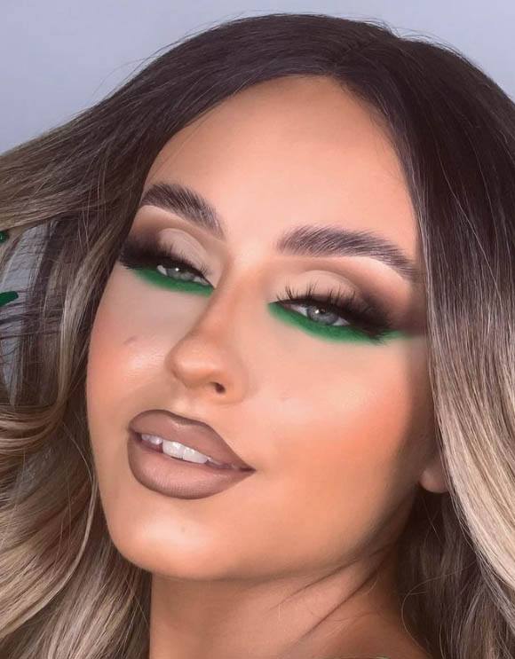 Unleash Your Inner Goddess With These Stunning Gold And Green Eyeshadow Looks Try Them Now 