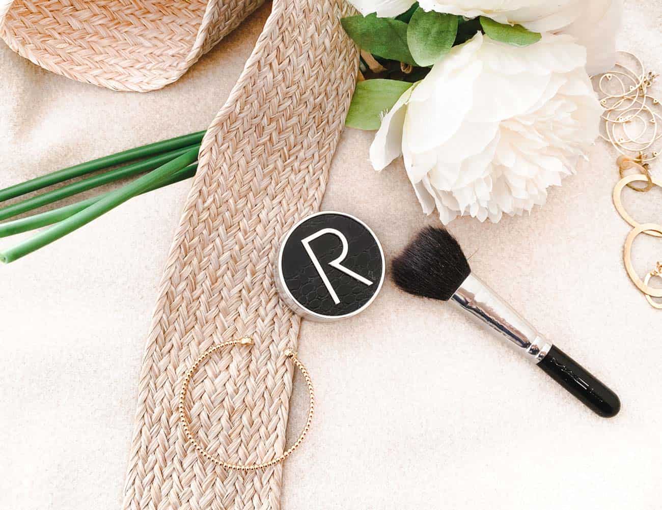 Rodial-Glass-Powder-Review--The-game-Chaning-Setting-Powder
