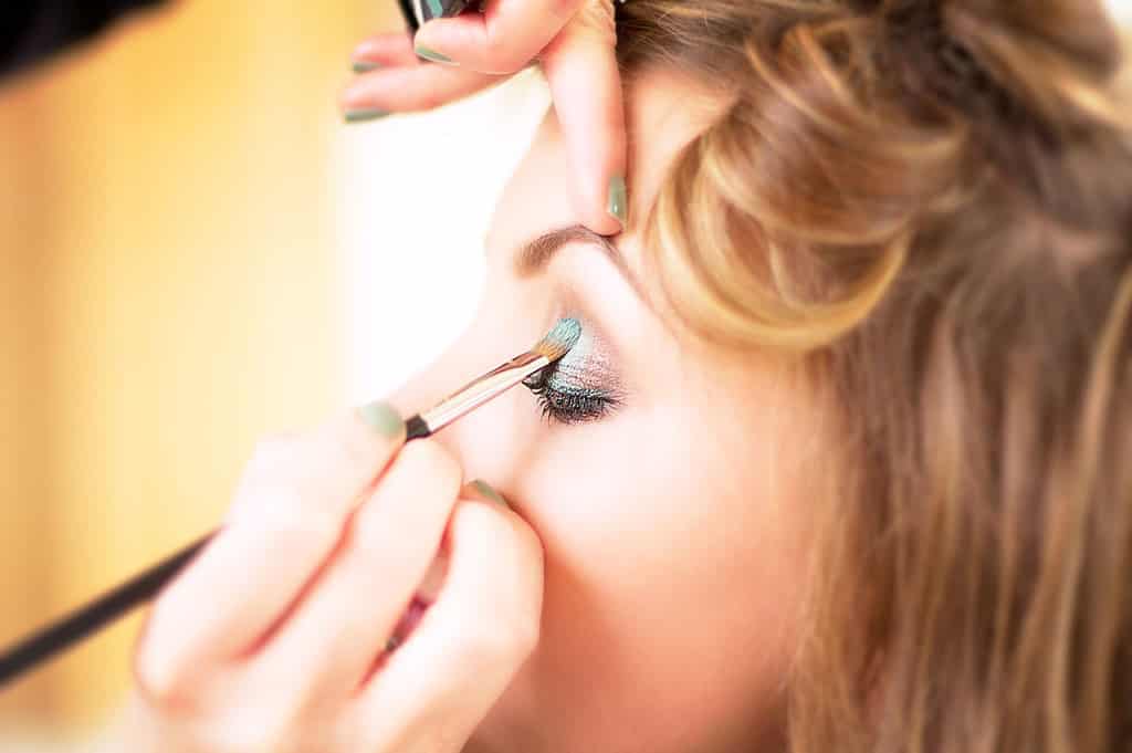 Eye Makeup Tips You Need To Try for Sensitive Eyes