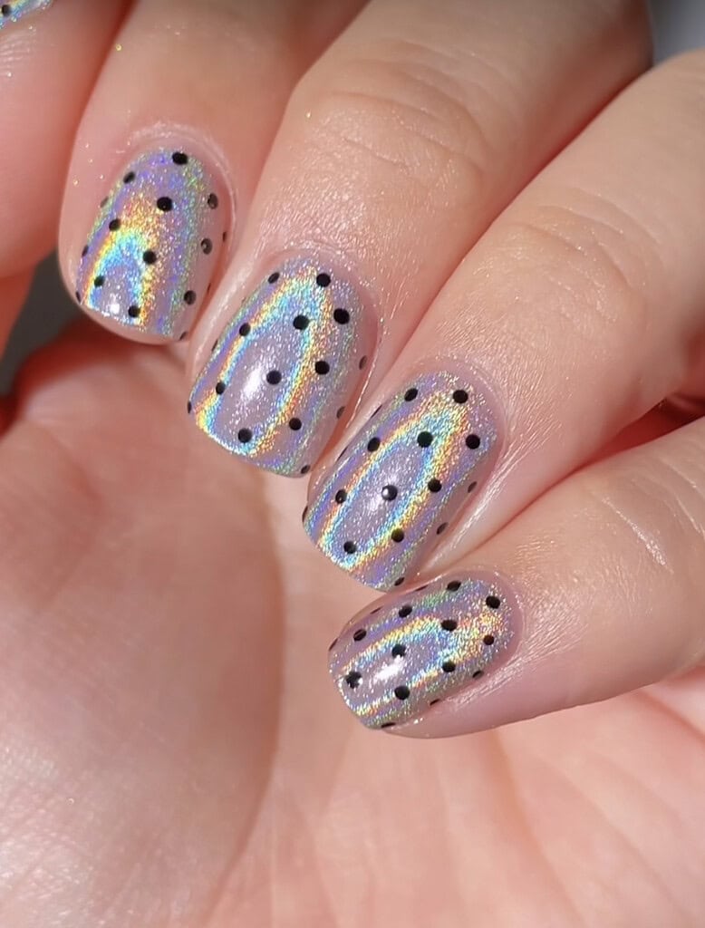 Holomagnetic Dots