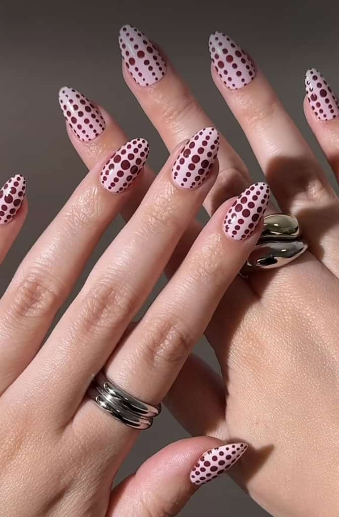 Illusion Polka Dot Nails