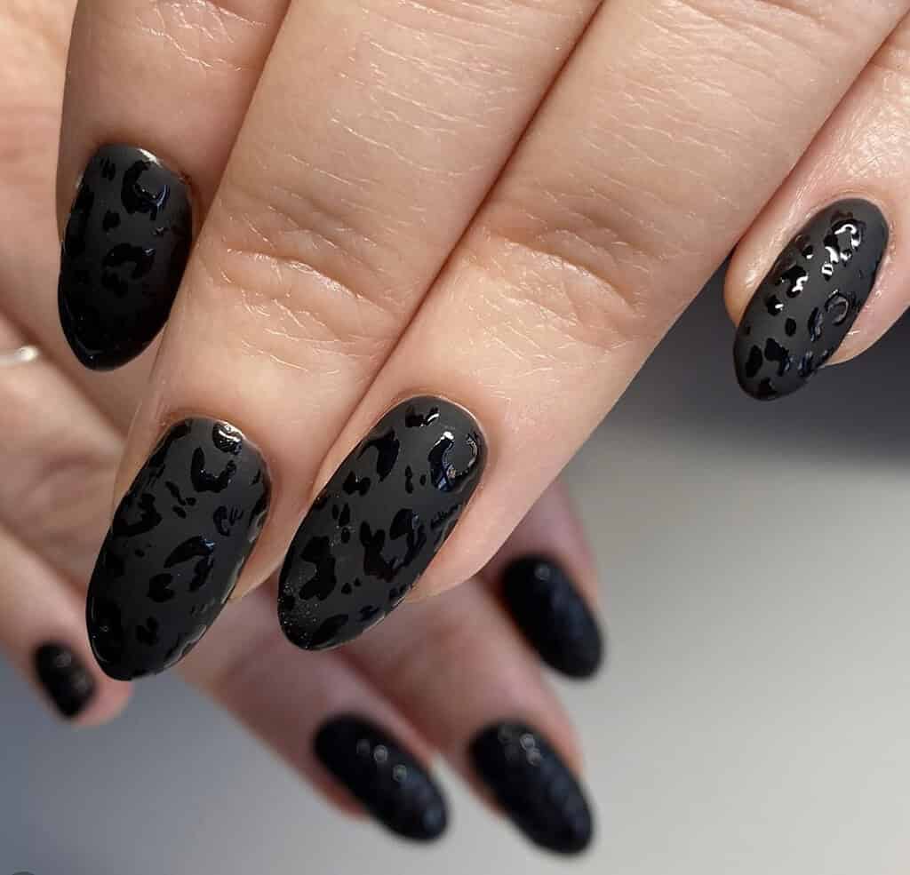 Black Nail Design Ideas