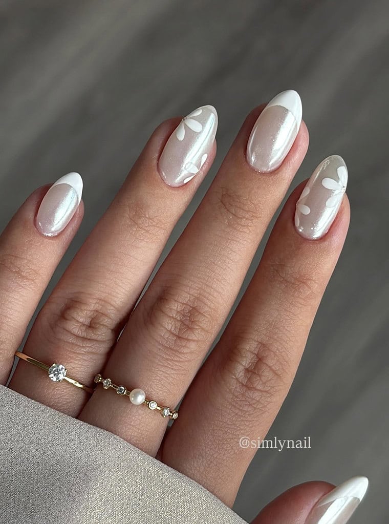 Pearl bridal Nail Art