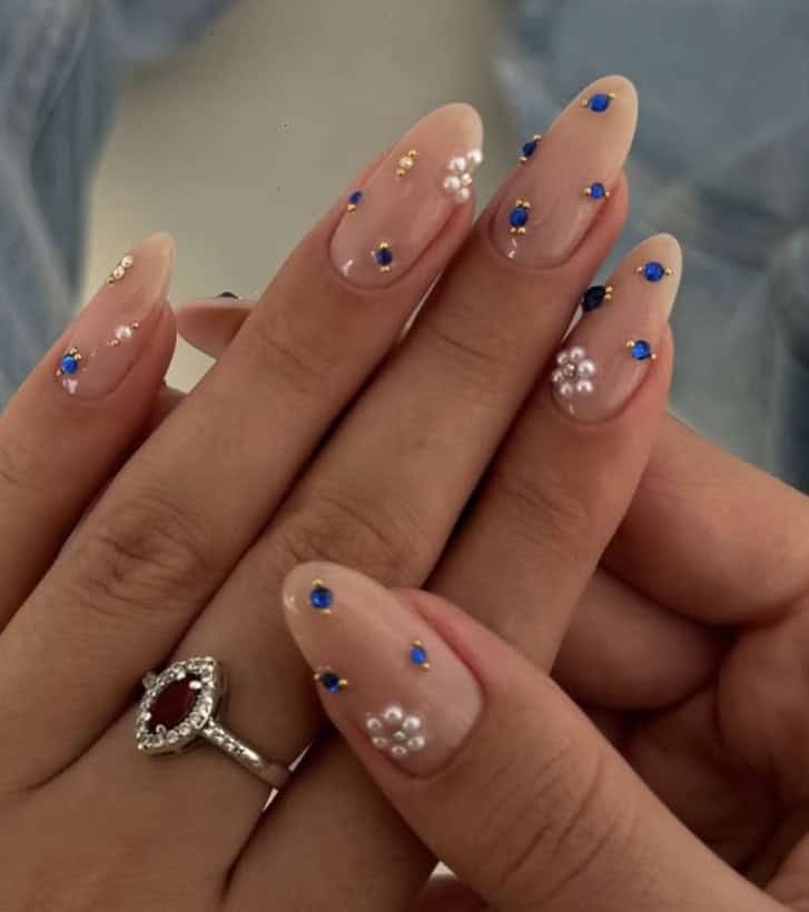 Pearl Dasies