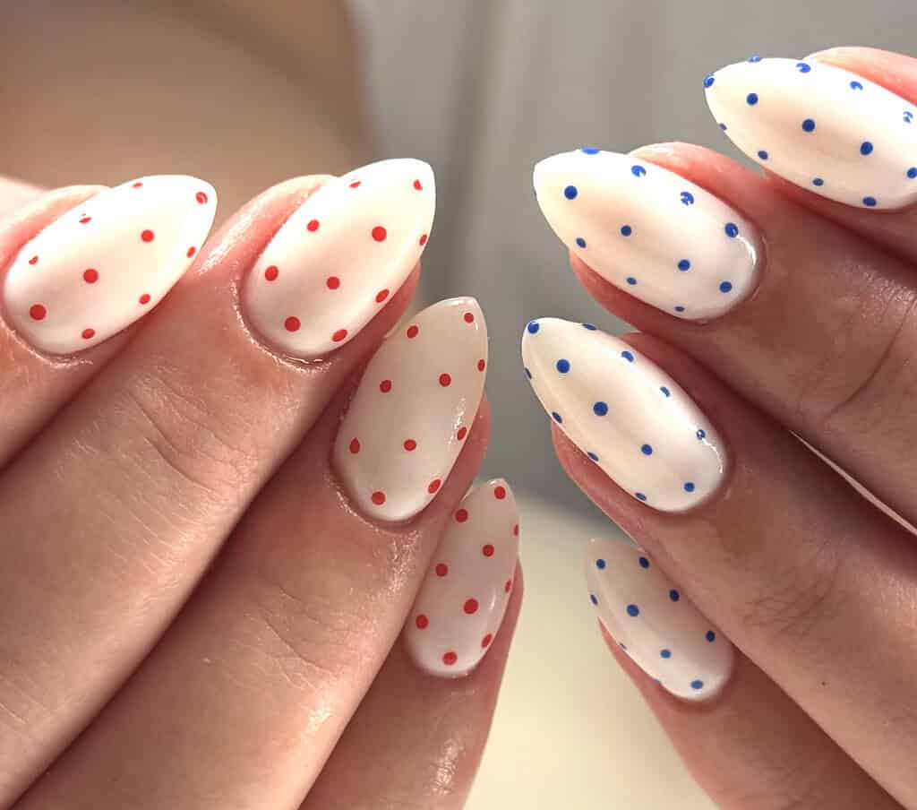 Subtle Dots