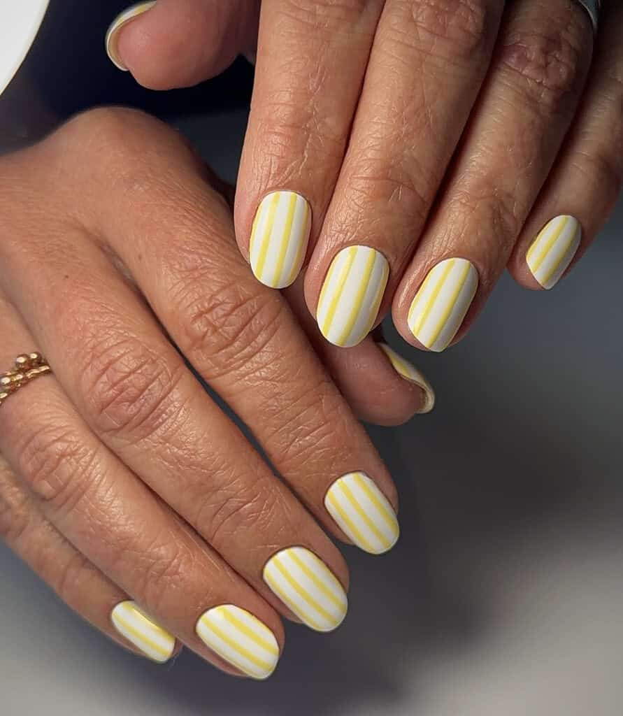 Beach Towel Nails
